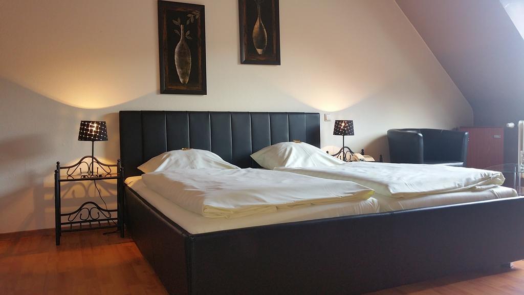 Hotel Luitpold Швейнфурт Номер фото